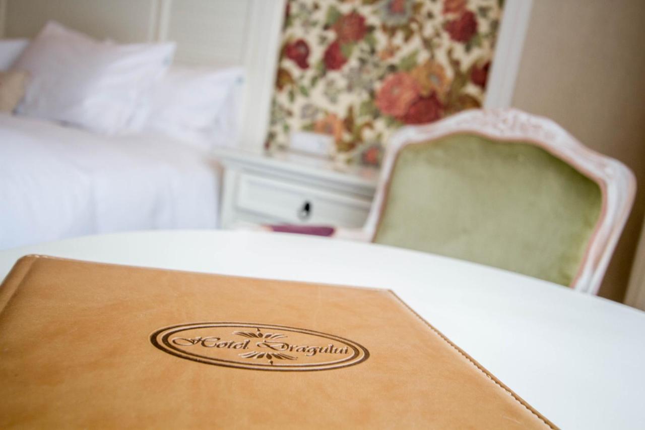 Hotel Dragului プレデアル エクステリア 写真